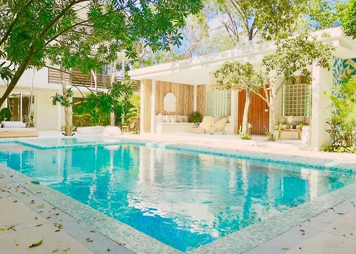 ☆ Location & Comfort ☆ Jacuzzi ☆ Luxury *